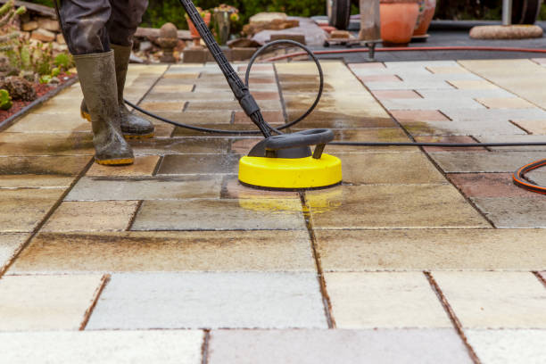 Best Spring Cleaning  in Akron, PA